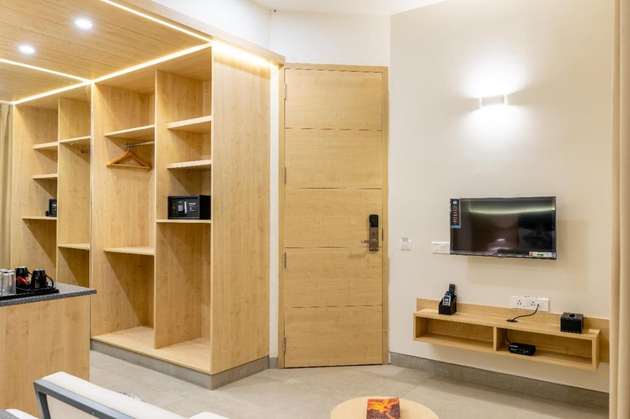 Iris Suites Bangalore Eksteriør bilde