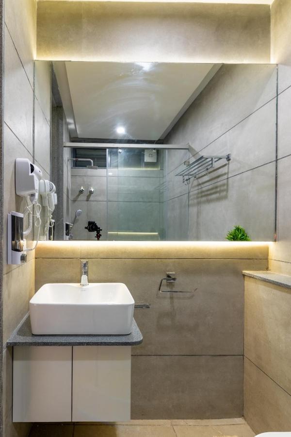 Iris Suites Bangalore Eksteriør bilde