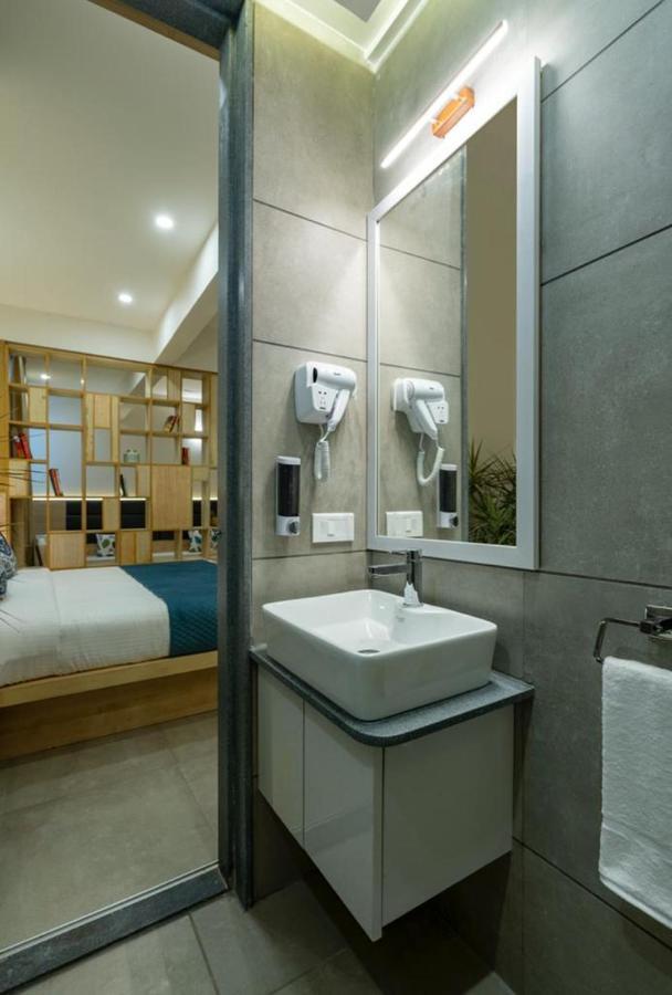 Iris Suites Bangalore Eksteriør bilde